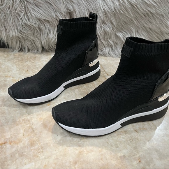 Michael Michael Kors Women’s Skyler Wedge Bootie Sock Sneakers. New - Picture 3 of 10
